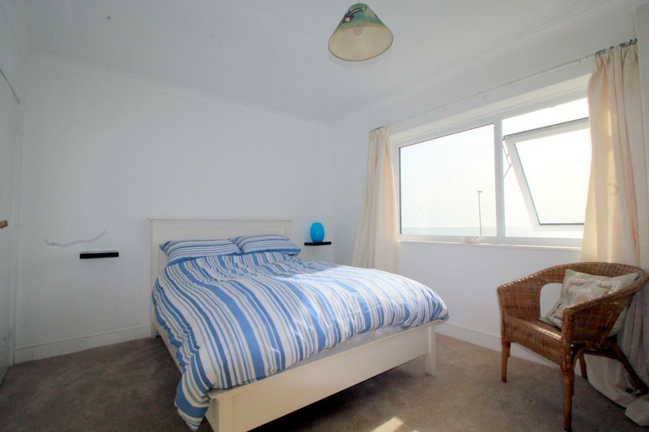 Pebbles Beach House By Air Premier Seaford Exterior foto